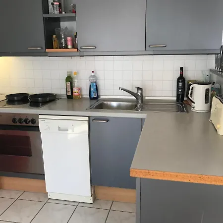 Golden Palace 75m Oberhaching