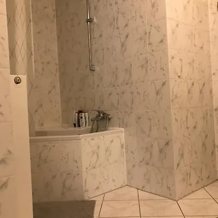 Apartment Golden Palace 75m